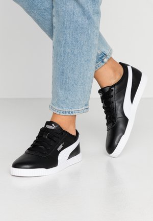 Sneakers - black