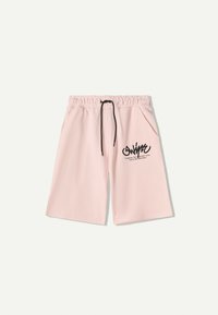 Ljusrosa shorts med elastisk midja, svart snörning och sidofickor. Har en svarttryckt logotyp och text på framsidan.