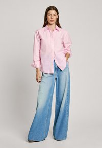 Pepe Jeans Užsagstoma palaidinė - light pink