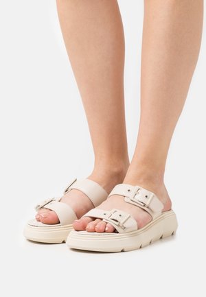 Pantolette flach - ivory