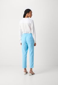 Esprit Nohavice - light turquoise