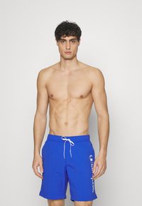 Champion BEACHSHORT BERMUDA - Shorts da mare - black/blue