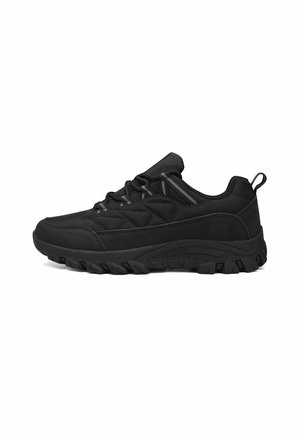 Trainers - black