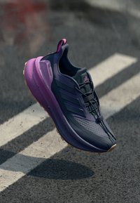 adidas Performance ULTRABOOST 5  - Road running shoes - shadow navy/legend ink/preloved purple