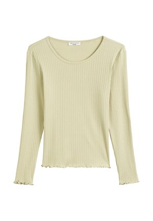 Jasnozielona bluzka z długim rękawem o prążkowanej fakturze, z zaokrąglonym dekoltem i postrzępionymi brzegami przy mankietach i dolnej krawędzi.