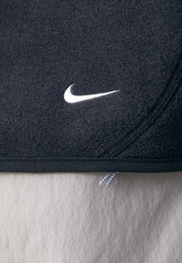 Thumbnail Image 7
