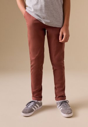 Next, Chinot - rust brown