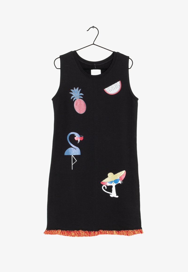 Mustat hihattomat mekko, jossa on värikkäitä aplikoituja kuvioita ananaksesta, vesimelonista, flamingosta ja auringonhatun kanssa olevasta kissasta, viimeistelty tupsureunalla.