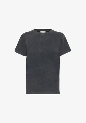 Czarnoszary T-shirt z krótkim rękawem wykonany z miękkiego materiału. Posiada okrągły dekolt i wytłoczone logo na piersi. Gładka struktura w całej powierzchni.
