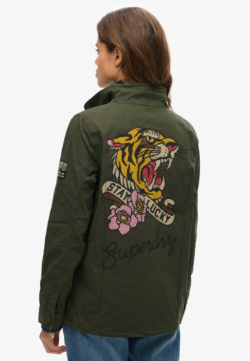 Superdry & Co TROPEZ oliwkowy