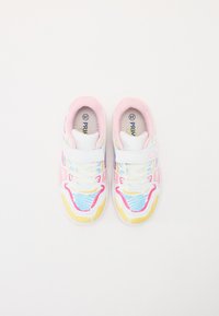 Colorful children's sneakers featuring a white base with pink, blue, and yellow accents. Designed with a Velcro strap and textured patterns.