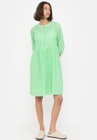 Soft Rebels SRBRINLEY - Haljina-majica -  spring bouquet
