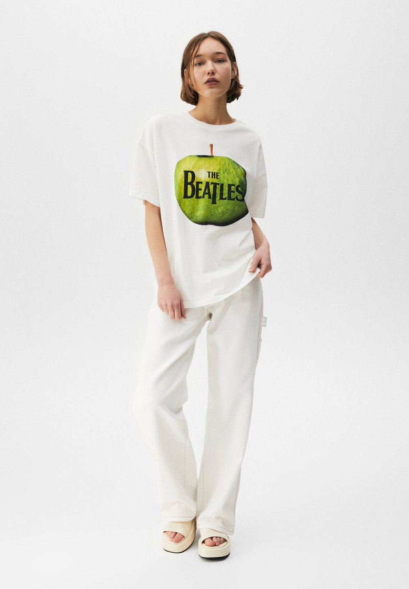 Damen T-Shirts | PULL&BEAR THE BEATLES APPLE T-Shirt print white/weiß - BY60526 Damen T-Shirts | PULL&BEAR THE BEATLES APPLE T-Shirt print white/weiß - BY60526