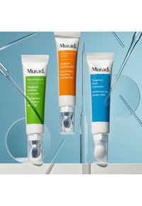 Murad TARGETED PORE CORRECTOR - Dagkräm