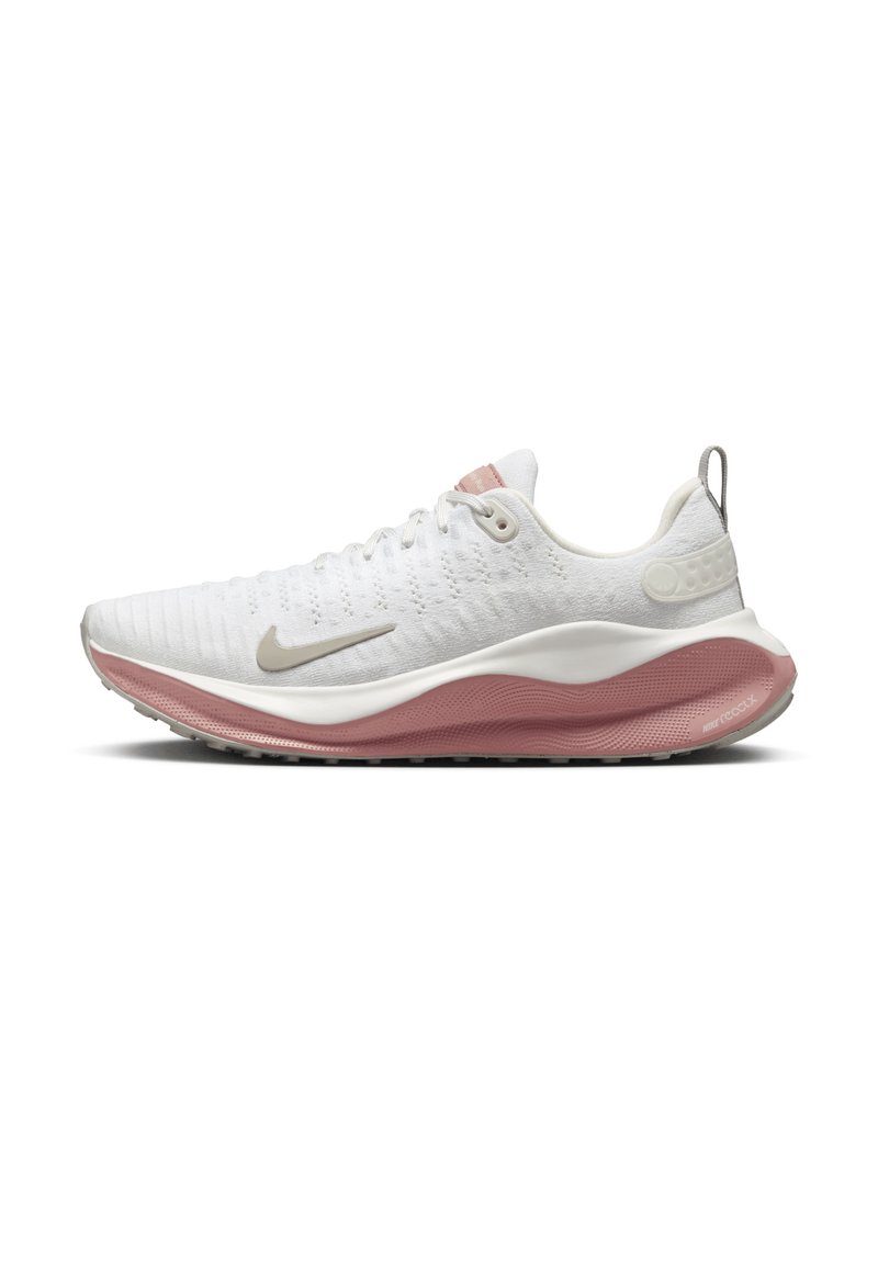Scarpe da corsa su strada