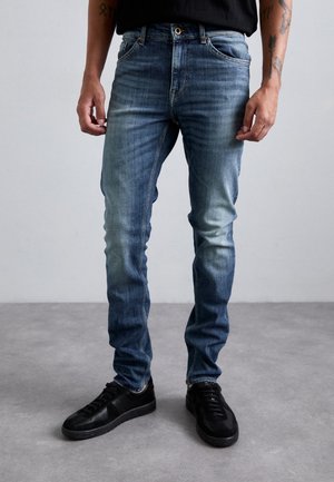EVOLVE - Slim fit jeans - medium blue