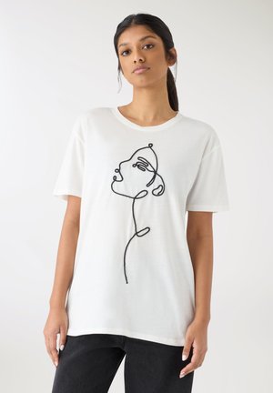 - T-shirt z nadrukiem