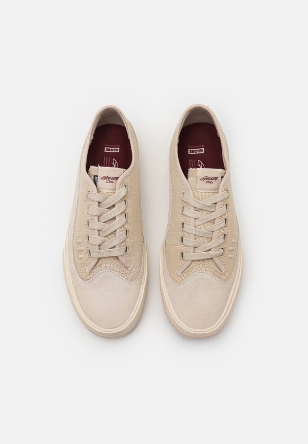 GILLETTE - Trainers - birch2