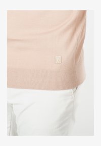 Non sélectionné, beige