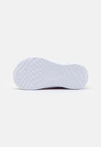 Nike Performance NIKE REVOLUTION 6 (TDV) - Zapatillas running asfalto - university red/black