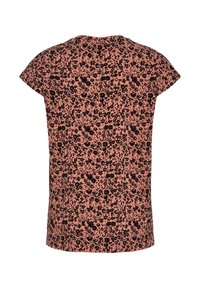 Blommig kortärmad blus i persiko med svarta mönster. Har rund hals och en avslappnad passform. Lättvikts, mjukt tyg.