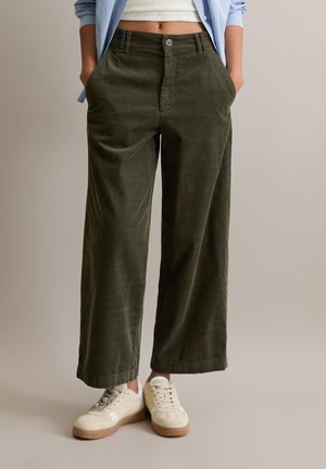 LOOSE - Pantalon classique - pineneedle