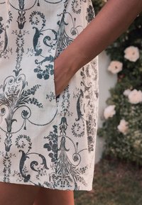 Laura Ashley Kombinezonas - blue josette