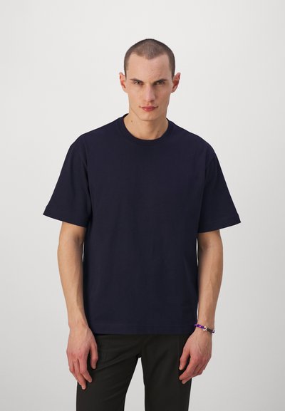 Filippa K HEAVY CREW NECK TEE - Lihtne T-särk - navy