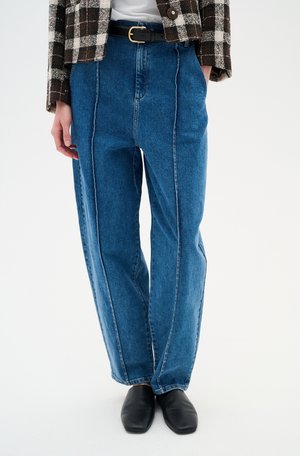 JANNY - Jeans Tapered Fit - washed denim