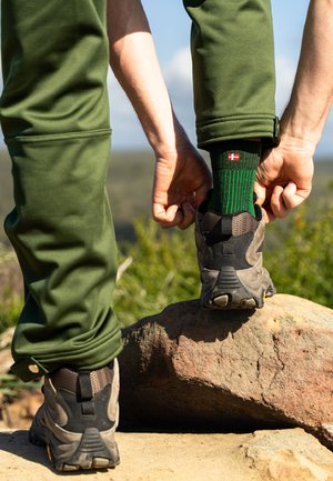 HIKING LIGHT - Sports socks - dark green