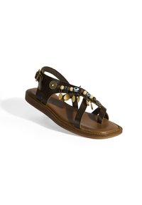 Braune Leder-Sandale mit mehreren Riemen, verziert mit Perlen und Metallanhängern, ausgestattet mit einer bequemen flachen Sohle und verstellbarem Knöchelriemen.