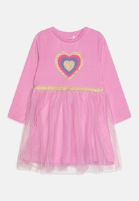 Unselected, pastel lavender