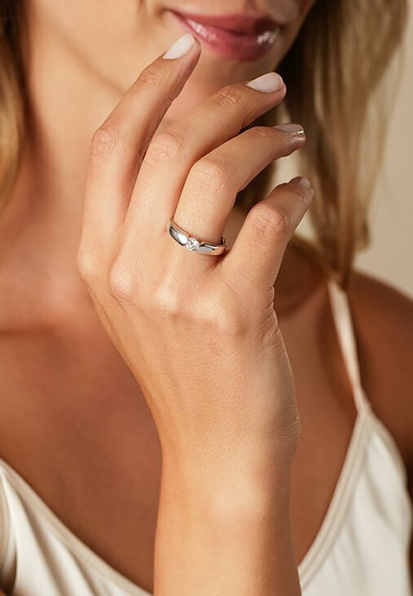 Ring - weißgoldfarben