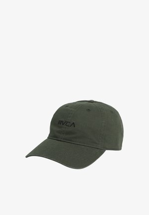 Gorra verde oliva hecha de algodón con visera curva, que presenta un logo bordado en negro "RVCA" en la parte frontal. Tejido texturizado.