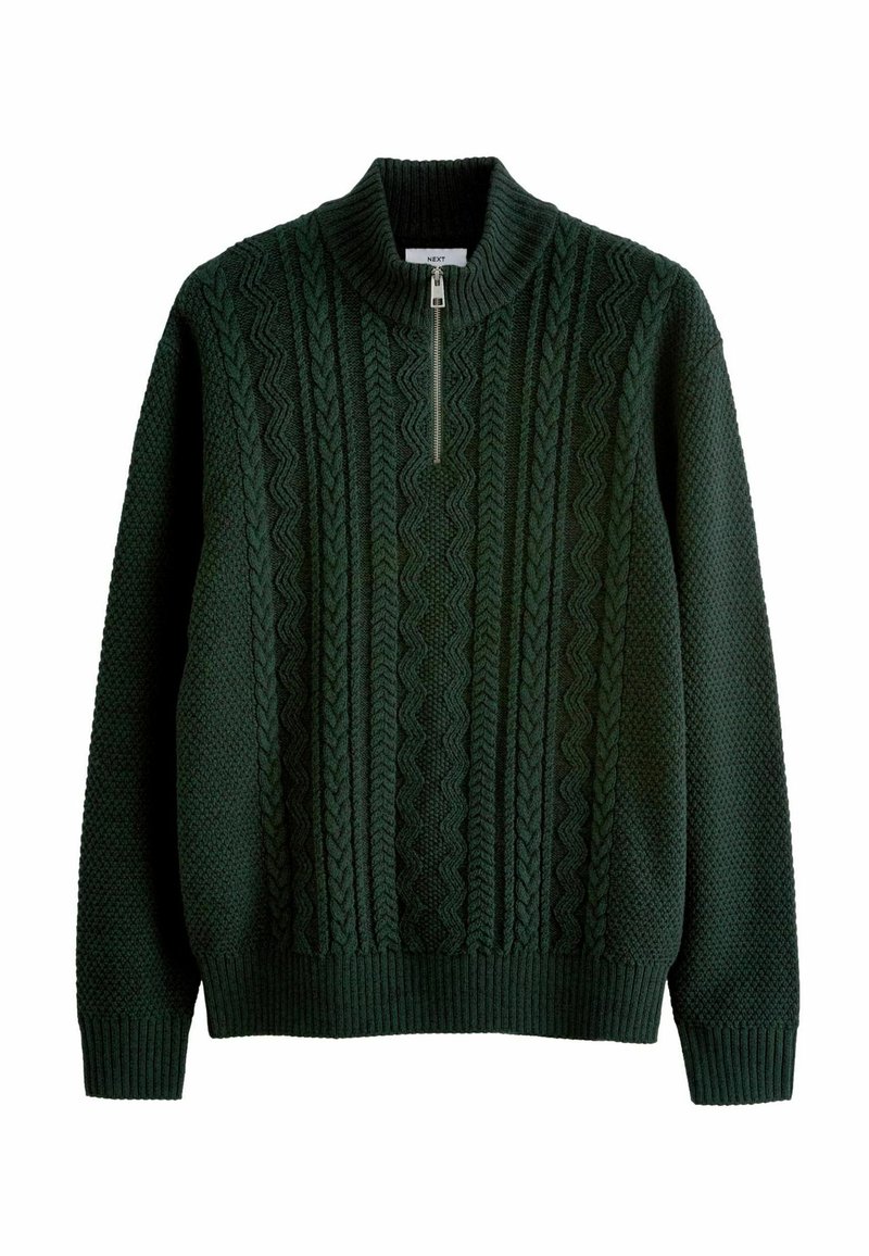 Suéter de punto de color verde oscuro con un alto cuello, cierre delantero con cremallera, patrones texturizados que incluyen trenzas y un dobladillo y puños acanalados.