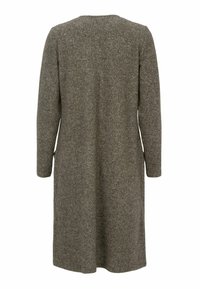 Lång, mörkgrå cardigan i texturerad strikkvalité, med rak silhuett och långa ärmar. Bakifrån visas inga ytterligare detaljer.