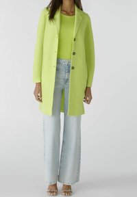 Oui Mantel - light green