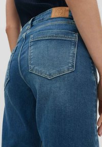 someday. MID RISE LONG FLARED FIT - Flared Jeans - mid wave blue