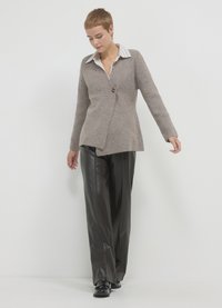Calliope Cardigan - marrone
