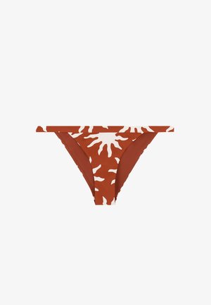 Braguita de bikini marrón con estampado abstracto de rayos de sol blancos, corte de tiro bajo y cinturilla sencilla.