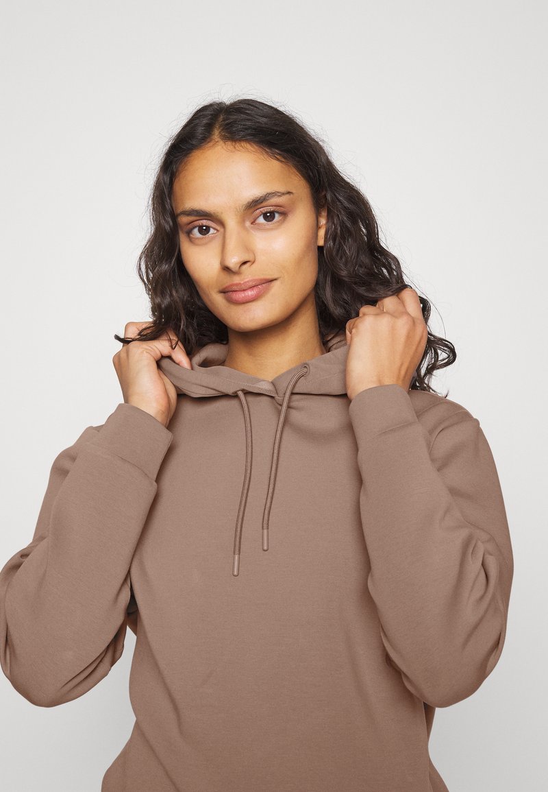 Calvin Klein MINIMAL LOGO HOODIE - Sweatshirt - city taupe/taupe -  Zalando.co.uk