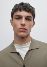 Massimo Dutti SHIRT COLLAR LONG SLEEVE - Kofta - green
