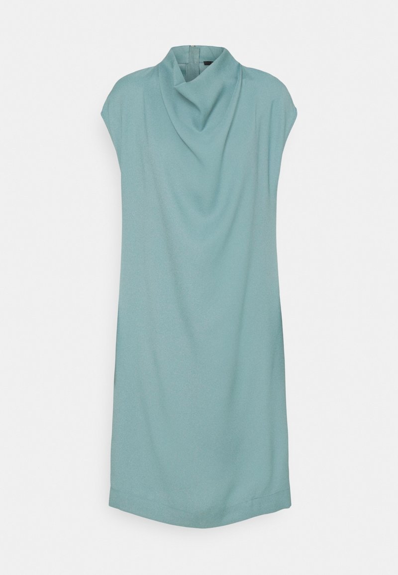 Robe bleu clair sans manches avec un col drapé et une coupe ample, présentée sur un fond blanc uni.