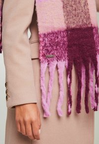 Lipsy SUPER SOFT PRINTED BRUSHED - REGULAR FIT - Sjal / Tørklæder - pink