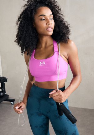 Under Armour HIGH - Sutien sport cu susținere înaltă - vivid magenta/white