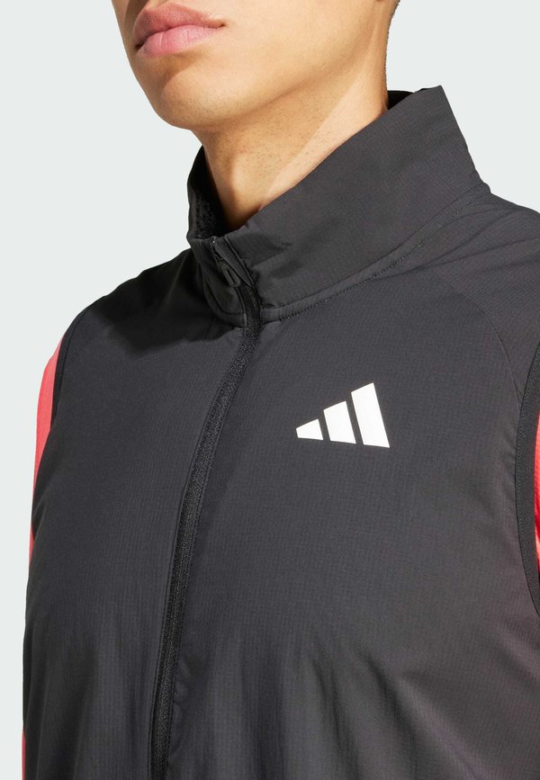 ADIZERO - Waistcoat3