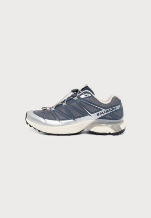 Salomon Sportstyle, XT-PATHWAY 2 UNISEX - Sneakers basse - grisaille/ftw silver/rainy day