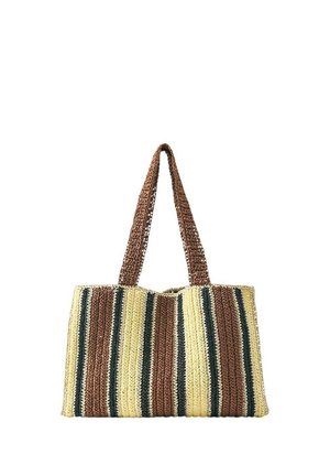 Sac fourre-tout tissé à la main avec des rayures verticales marron, crème et vert foncé, doté de deux longues anses marron.