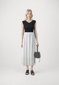 Hollister Co. FIVE TIER - Velika suknja - bright white