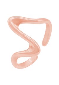 Anello scultoreo con una finitura rosa chiaro, caratterizzato da un design fluido e ondulato con spessori variabili e una superficie liscia e lucida.